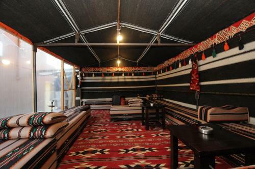 Shaqilath Hotel