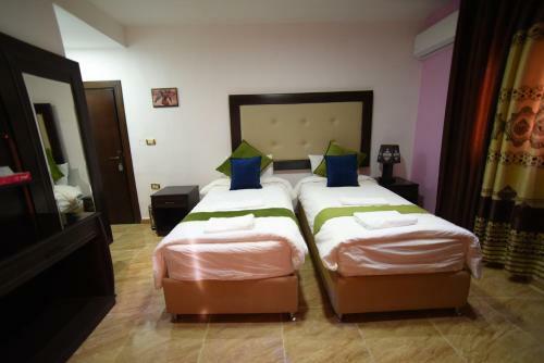 Apartamento Petra Guests Hotel