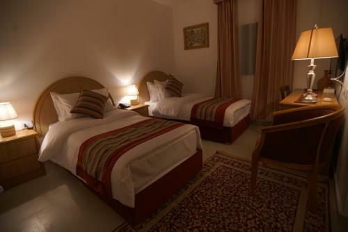 Petra Plaza Hotel