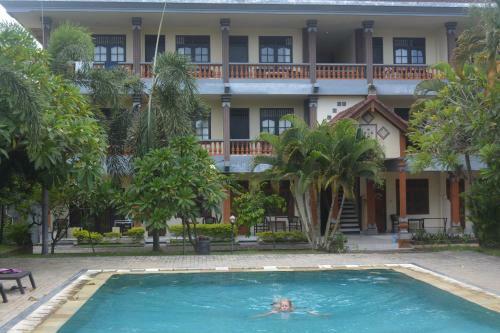 Hostal Beneyasa Beach Inn I