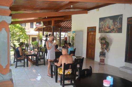 Hostal Beneyasa Beach Inn I