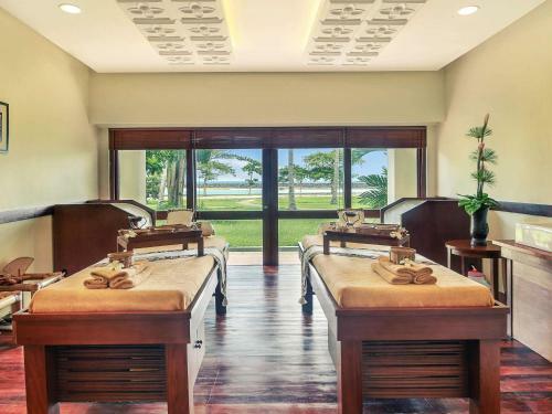 Hotel Manado Tateli Beach Resort