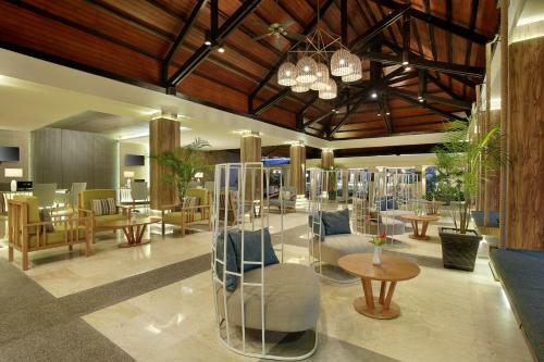Hotel Manado Tateli Beach Resort