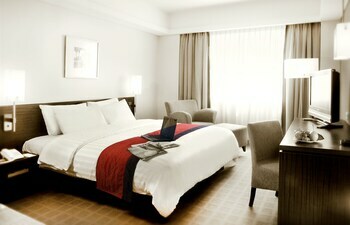 Aparthotel Java Paragon Hotel & Residences