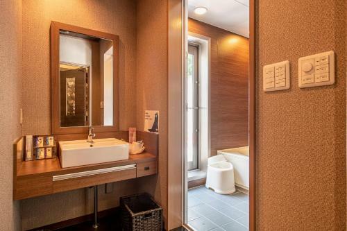 Hotel Takao Asile