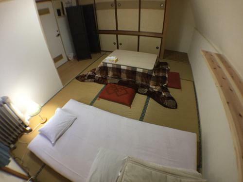 Hostal Motomachi House X Cafe