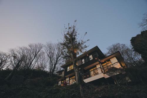 Apartamento ???????? ??????????????? Hakone Sky Hill Private Nature Villas & Hotsprings