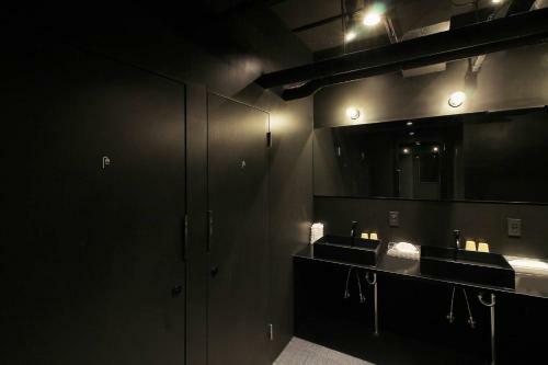 Small Hotel - Hondori Shopping Arcade (3g)