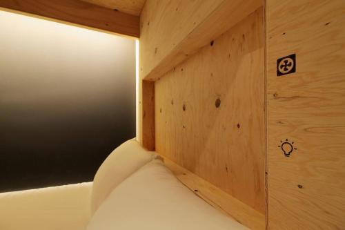 Small Hotel - Hondori Shopping Arcade (3b)