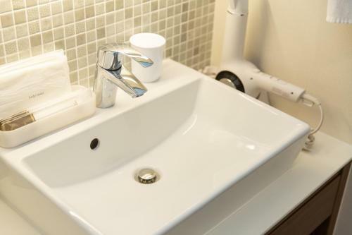 Aparthotel Grand Base Hiroshima Ekimae