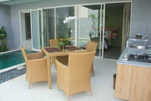 Tjendana Villas Nusa Dua