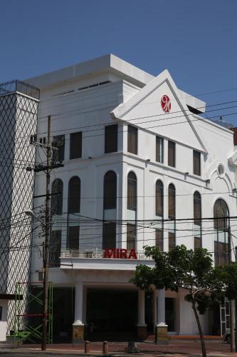 Demira Hotel