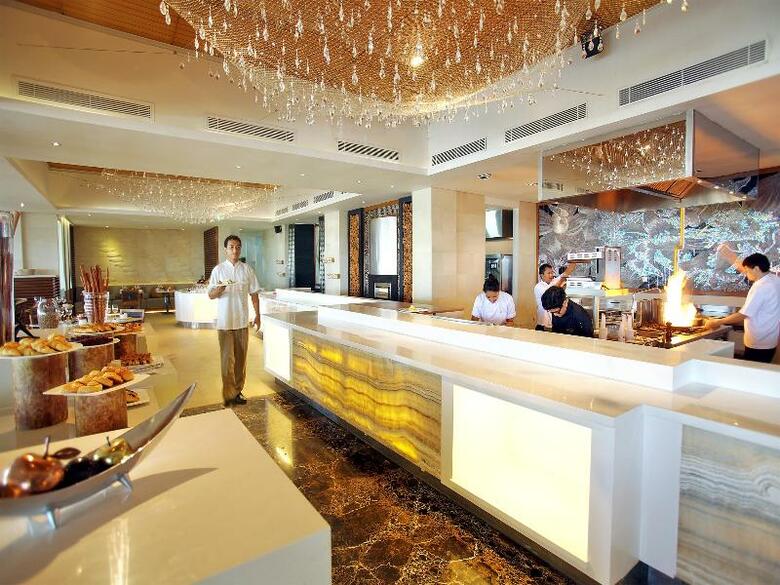 Hotel Samabe Bali Suites & Villas