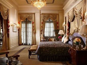 Hotel Majapahit Surabaya