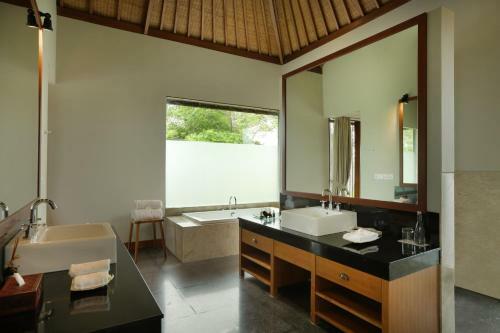 Villa The Shanti Residence