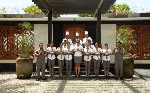 Villa The Shanti Residence