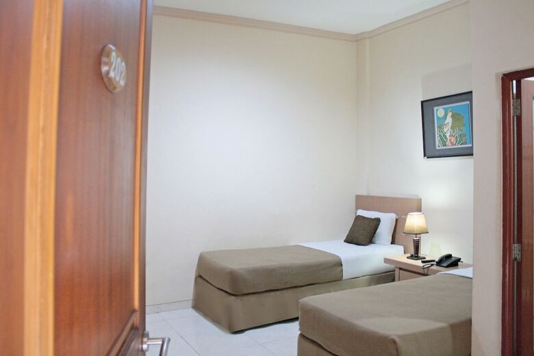 Hotel Graha Dpt 33