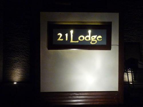 Hostal 21 Lodge