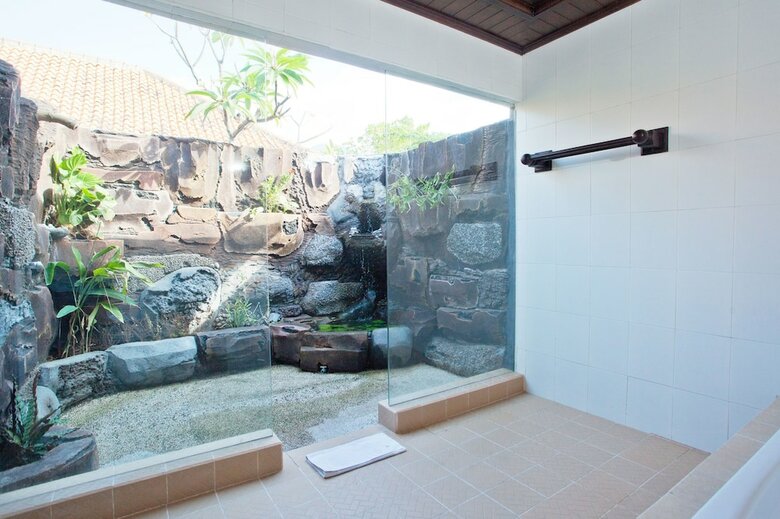 Hotel Adi Assri Beach Resorts And Spa