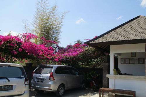 Hostal Taman Dewi Sri Villa Et Bungalow