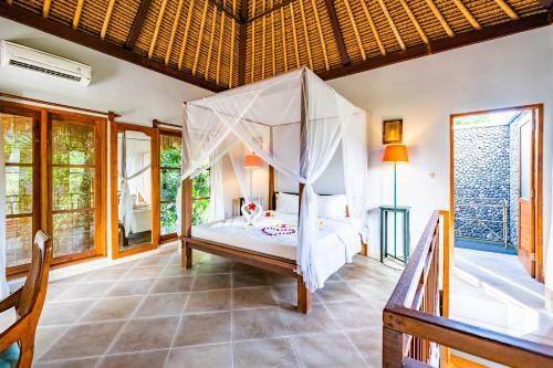 Taman Selini Wahana Beach Resort
