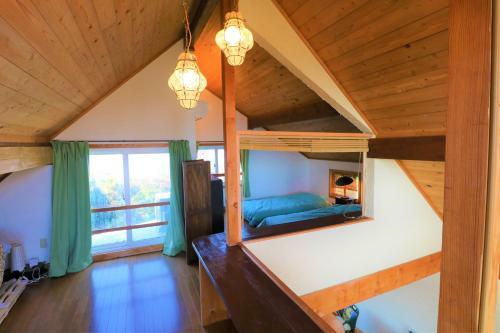 Oceanic House Tamatebako
