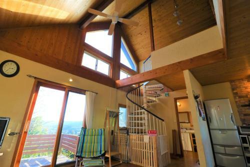 Oceanic House Tamatebako