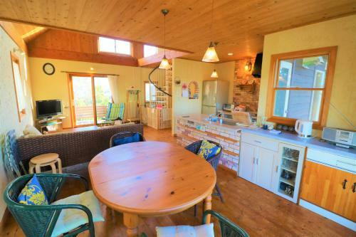 Oceanic House Tamatebako