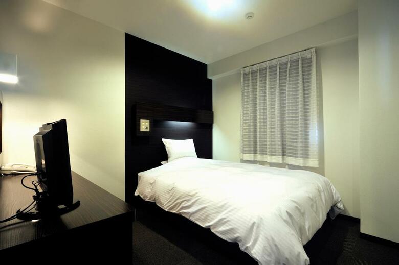 Green Rich Hotel Iwakuni Ekimae