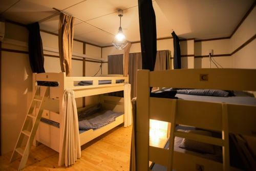 Hostal Guesthouse Banvina