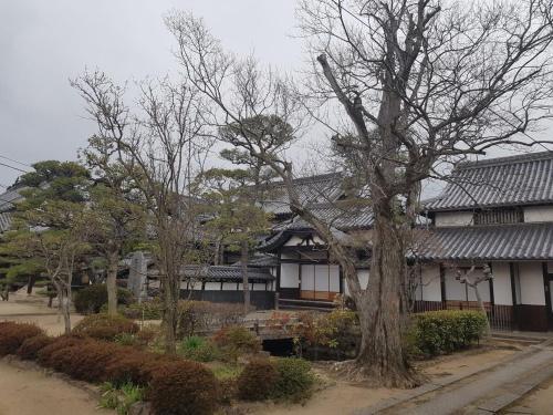 Kurashiki Den -modern House