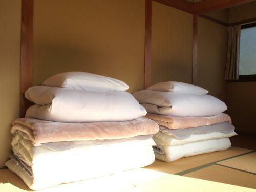 Hostal Guest House Hachi Hachi