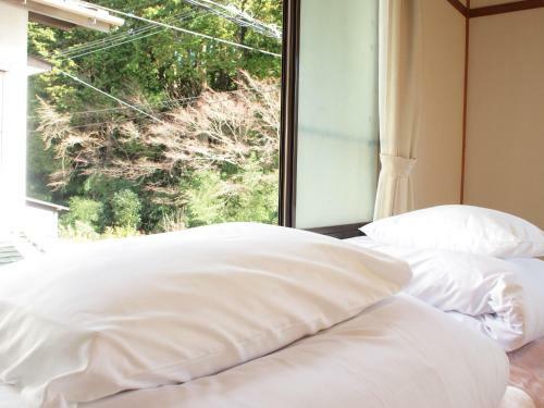 Hostal Guest House Hachi Hachi