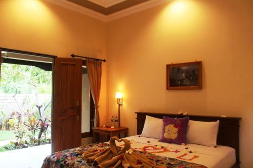 Hostal Sudi Guest House