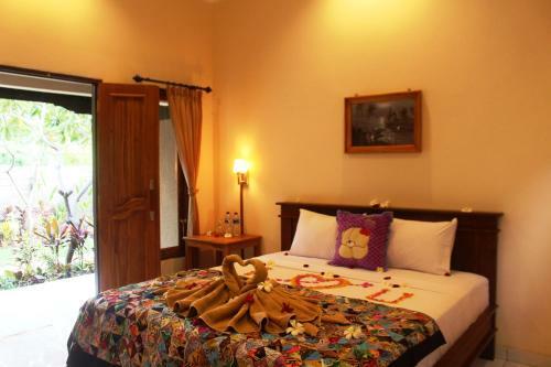 Hostal Sudi Guest House