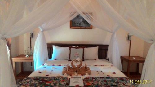 Hostal Sudi Guest House