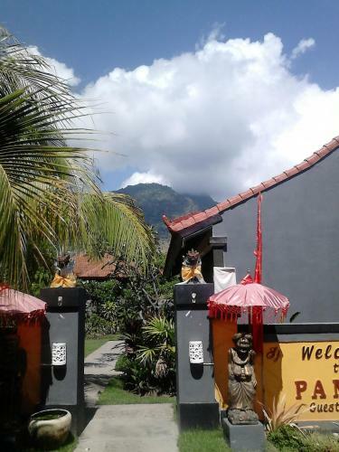 Hostal Sudi Guest House