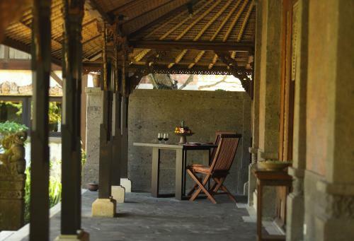 Alindra Villa