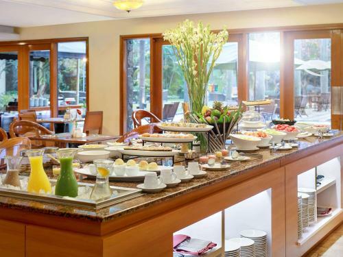 Novotel Surabaya Hotel