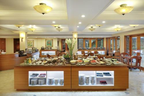 Novotel Surabaya Hotel