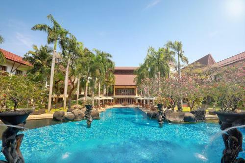 Novotel Surabaya Hotel