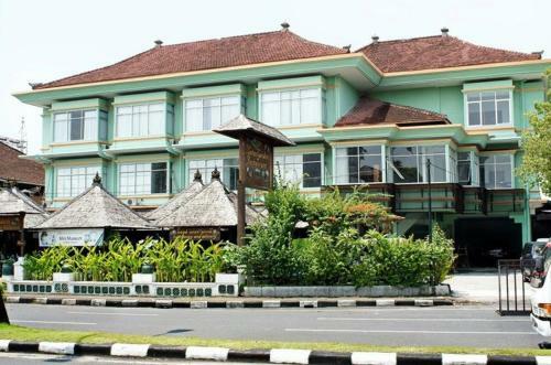 Hotel The Studio Inn Nusa Dua