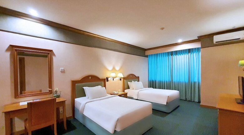 Tunjungan Hotel