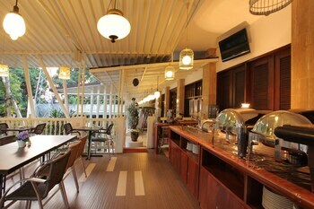 Hostal The Victoria Guesthouse