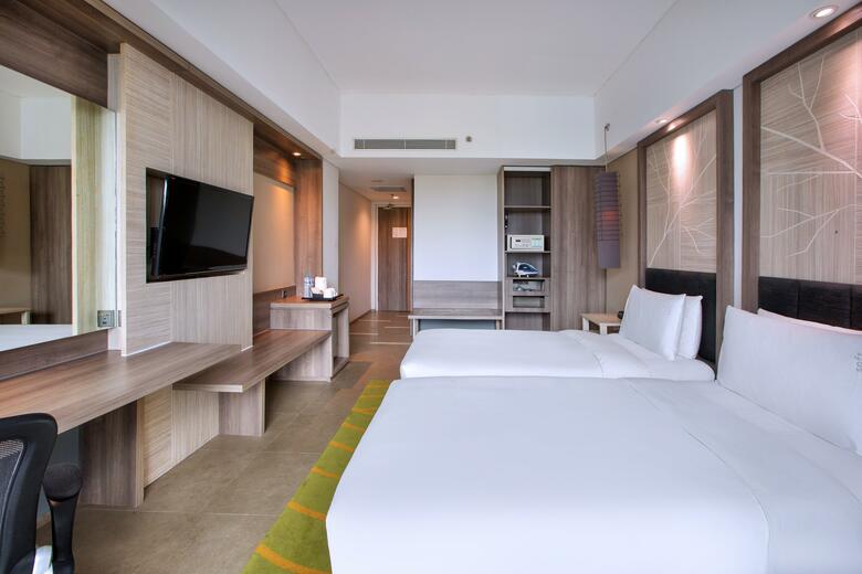 Aston Primera Pasteur Hotel And Convention Center