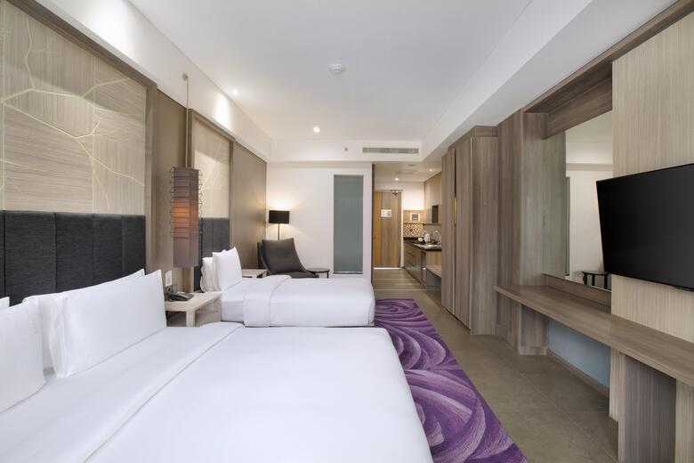 Aston Primera Pasteur Hotel And Convention Center
