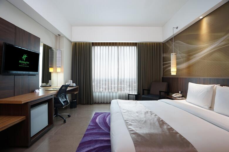 Aston Primera Pasteur Hotel And Convention Center