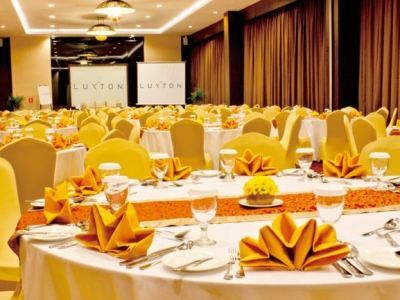 The Luxton Hotel