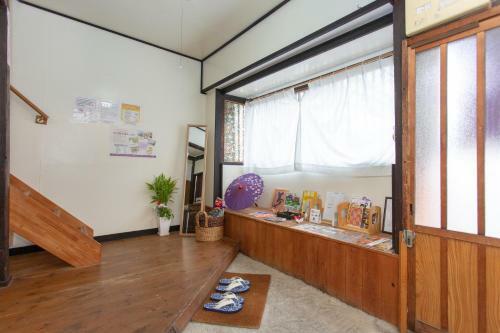 Guesthouse Oneworld Shijo?????
