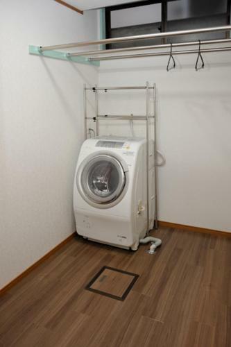 Hostal Bj Family House